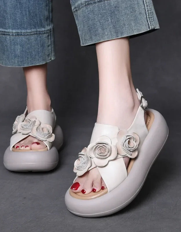 Sandales Plateforme en Cuir à Brides Croisées vert clair — portées (5)