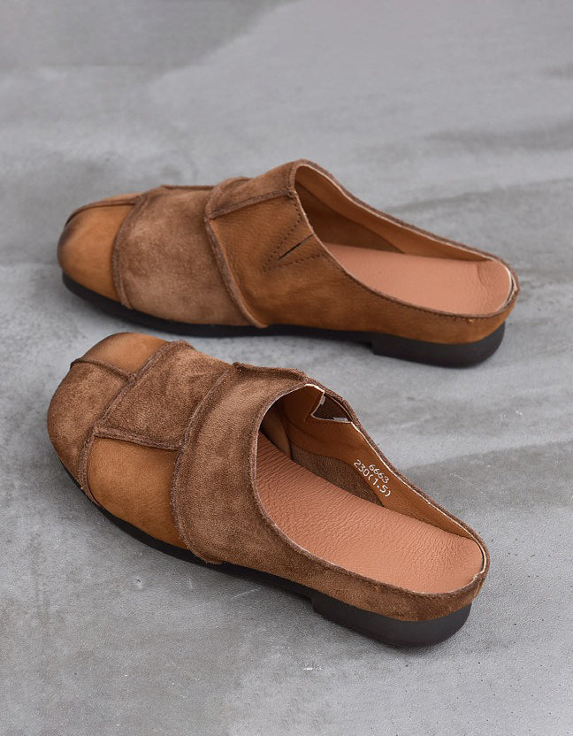 Mules Sabots en Daim à Bout Rond marron — paire en studio (8)