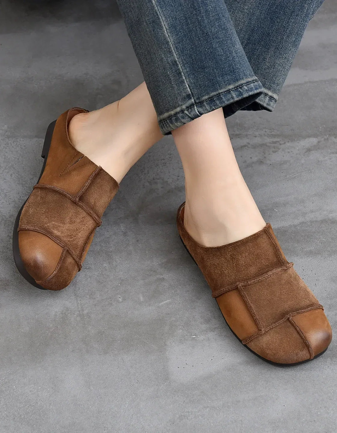 Mules Sabots en Daim à Bout Rond marron — portées (5)