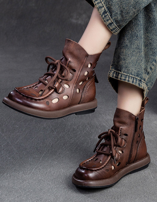 Bottines Ajourées en Cuir à Bout Rond café — portées (3)