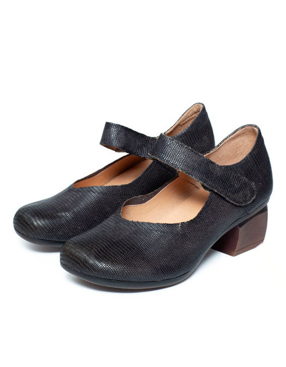 Escarpins Vintage en Cuir à Talons Épais gris — paire en studio (8)