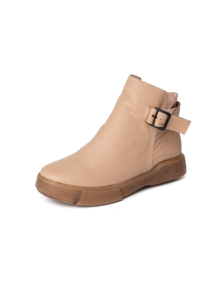Bottines Rétro en Cuir Artisanal marron — paire en studio (8)